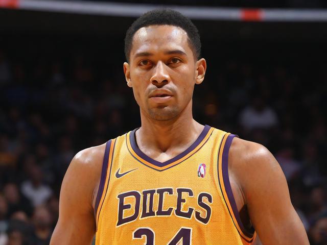 “九游app_ 历史传奇：NBA最伟大球员的黄金时代”，nba史上最伟大的十名球员
